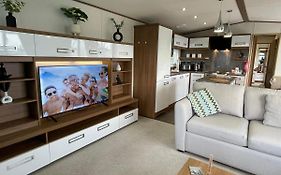 Golden Anchor - The Milano - Coastal Caravan Breaks