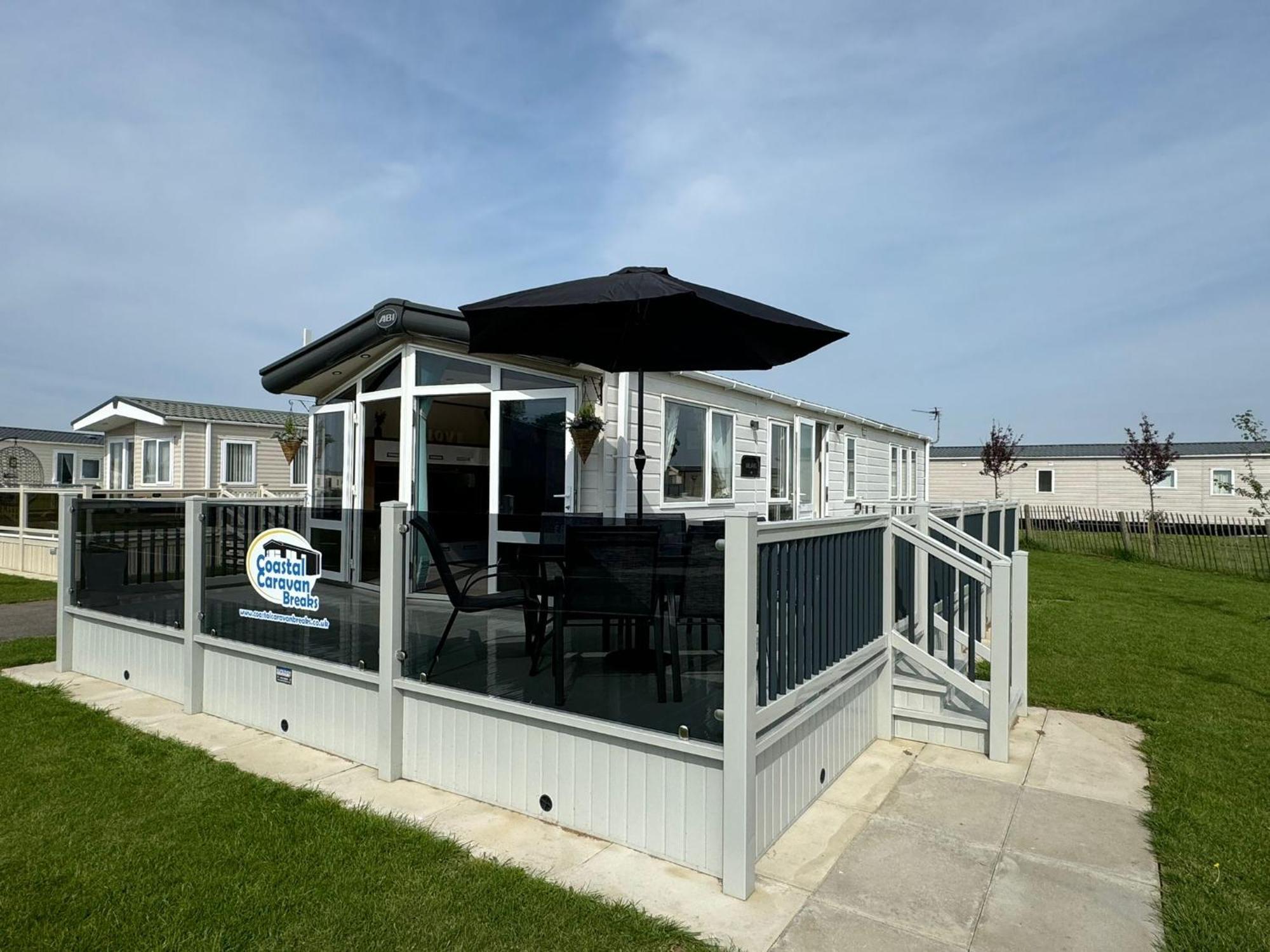 Golden Anchor - The Milano - Coastal Caravan Breaks Chapel Saint Leonards Exterior photo
